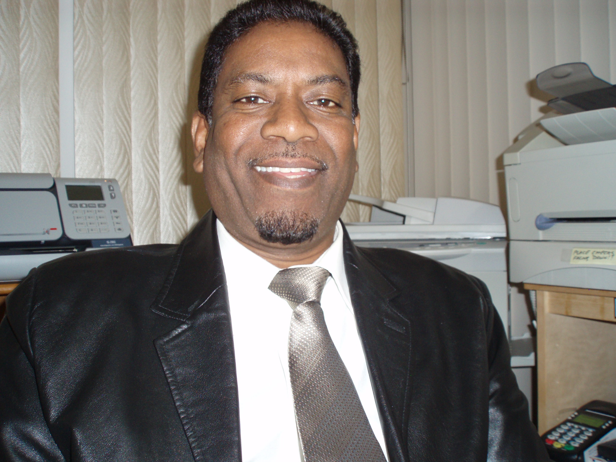 Cecil Buxo, EA, Owner and President of Stilettotax